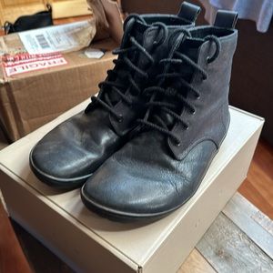 Vivo Barefoot Scott boots